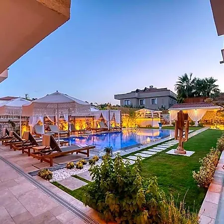 Zaena Alacati Hotel Ciftlikkoyu